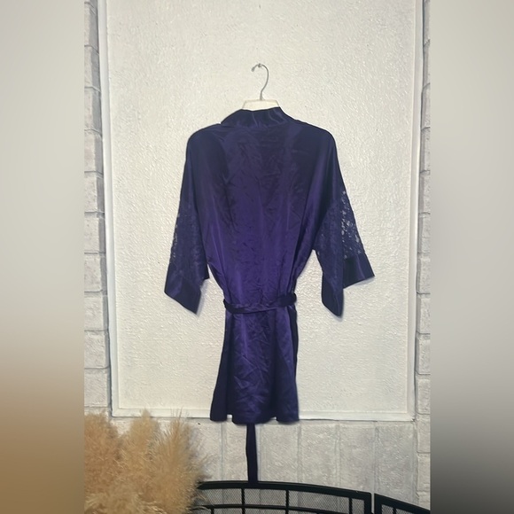 Vintage gold label Victoria’s Secret purple lace, short robe -one size - Picture 5 of 6